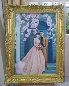 tranh-chan-dung-anh-cuoi